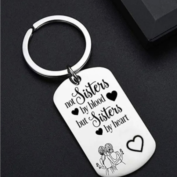 💖5 items for $25 Sale!💖 Sisters By Heart Silver Keychain Gift - Picture 4 of 4